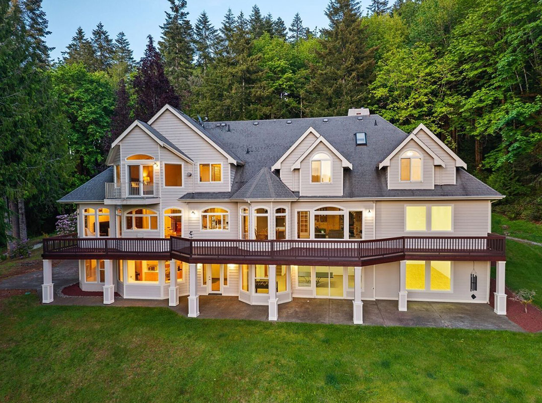 Exceptional Summit Lake Home
