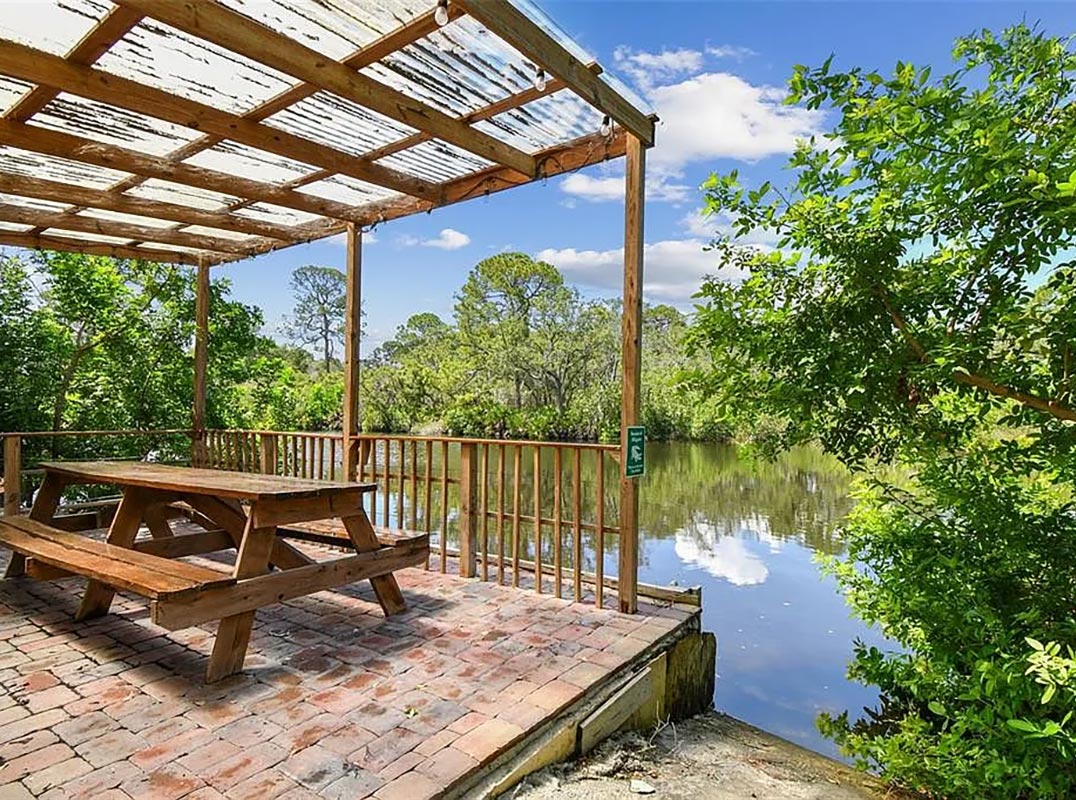 A Rare Tampa Waterfront Investment