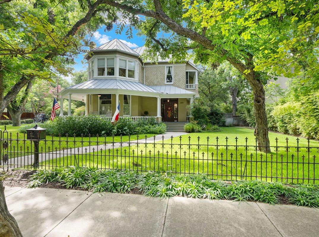     Historic Queen Anne Victorian in the Heart of King William