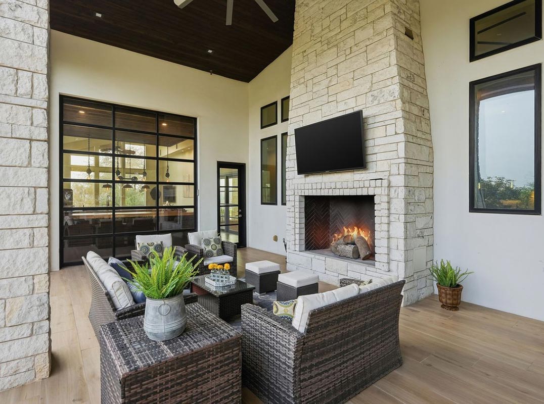 Parade Of Homes Award-Winning Design Meets Timeless Hill Country Luxury