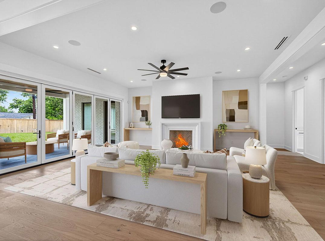 New Luxury Construction in Prestigious Alamo Heights