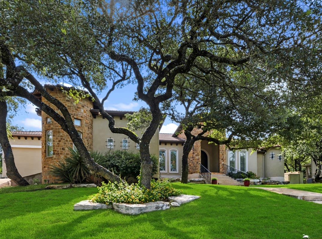Mediterranean Luxury Meets Resort Living
