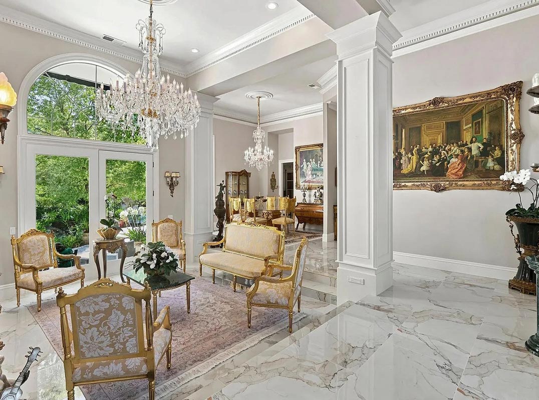 Remodeled Los Lagos Luxury Estate
