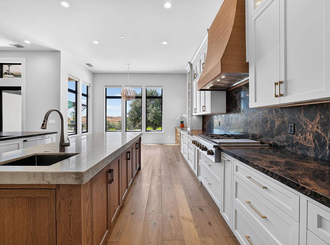 Modern Luxury In Kalithea