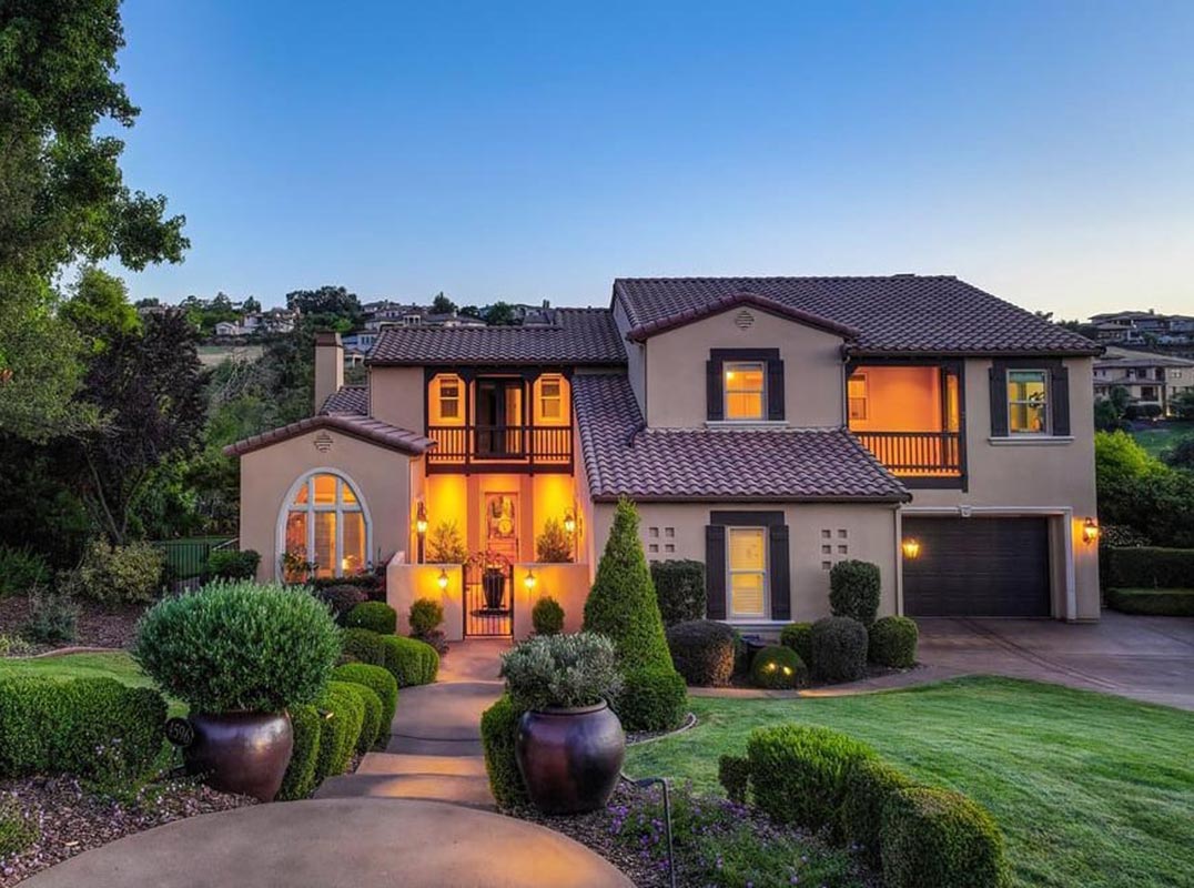 Serrano Golf Course Luxury Retreat