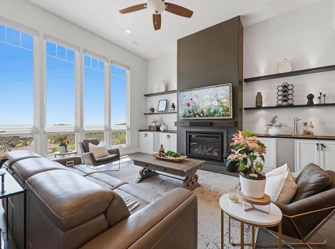 Modern Single-Story View Retreat