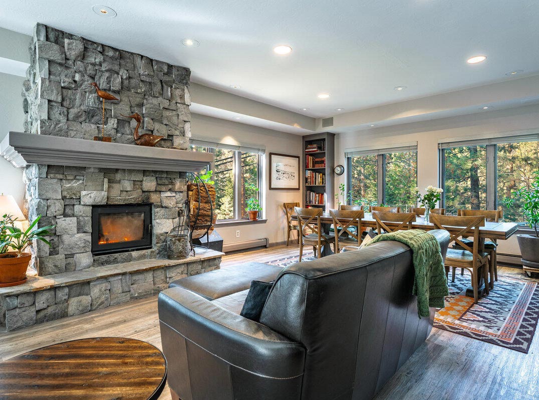 Mountain Living. Lakeside Privileges.