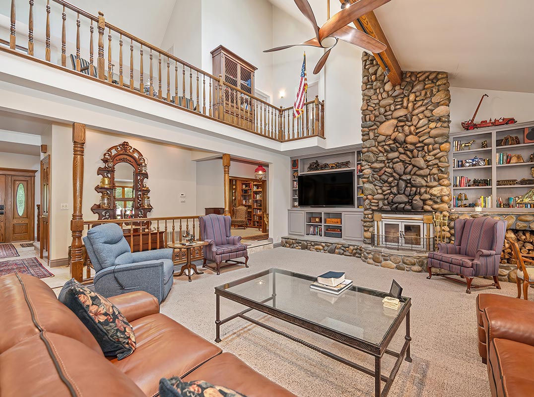 Secluded Luxury Estate on Miners Ravine