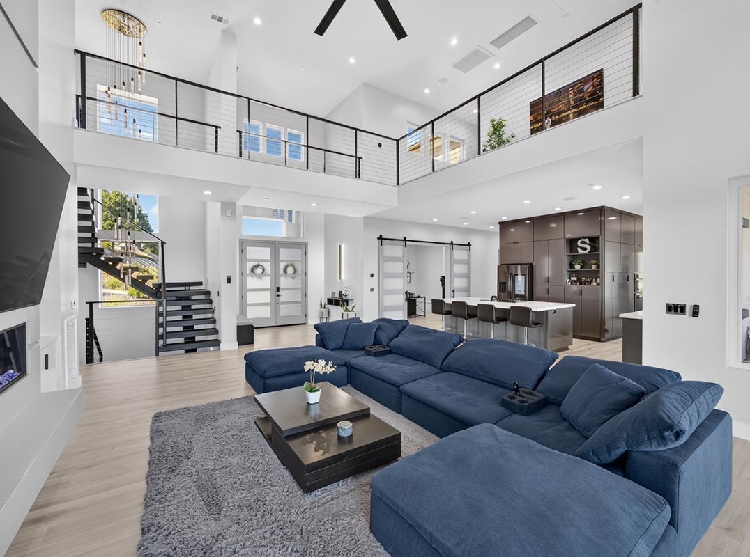 Modern Custom Home with Breathtaking Views