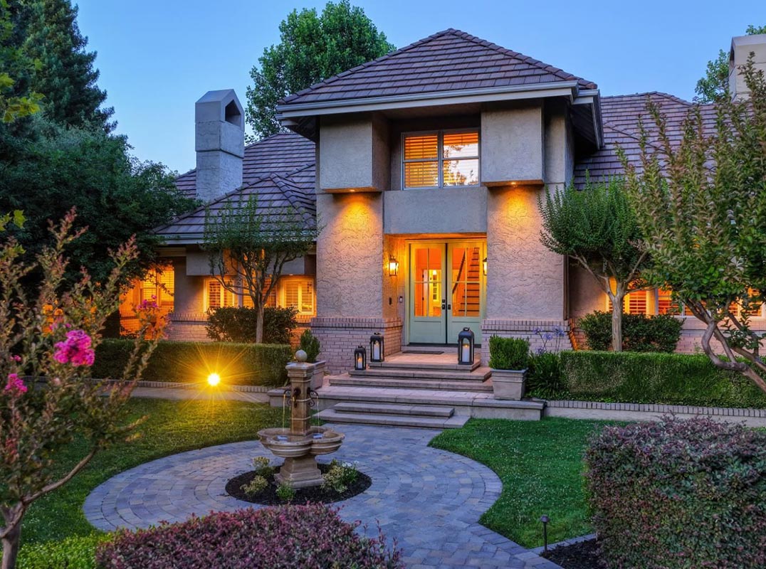English Garden Estate on Two Acres