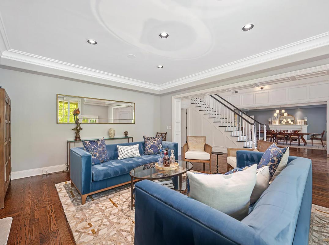 English Garden Estate on Two Acres