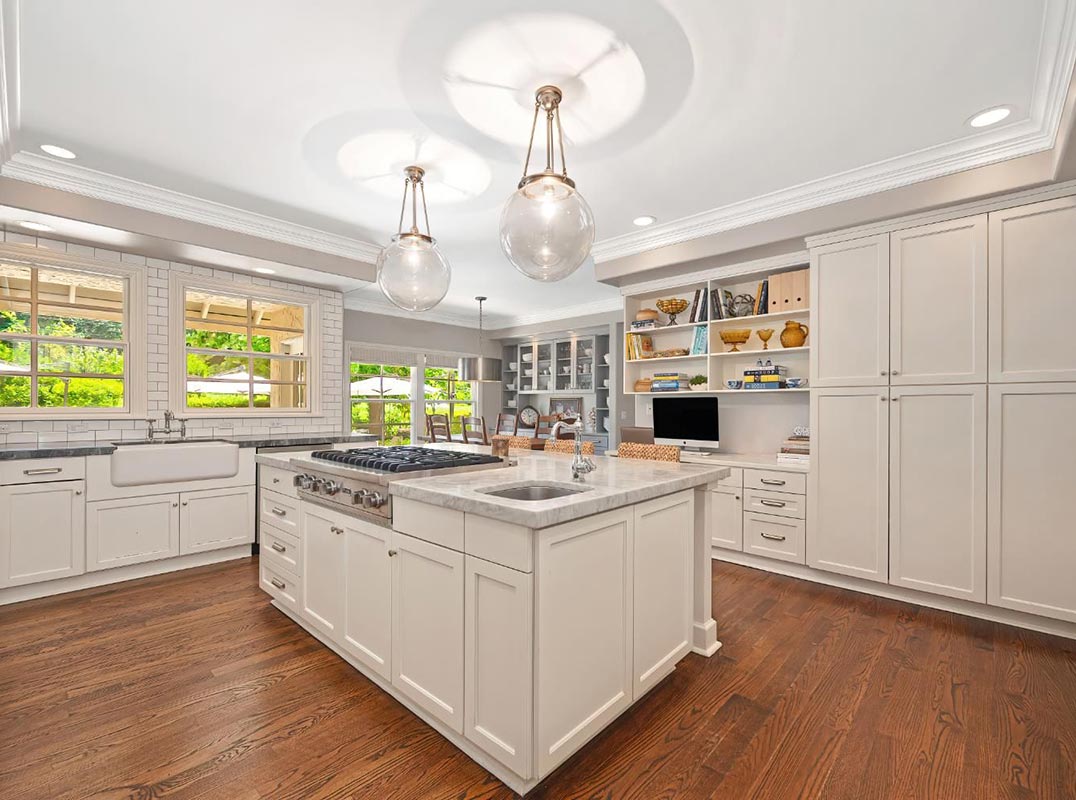 English Garden Estate on Two Acres