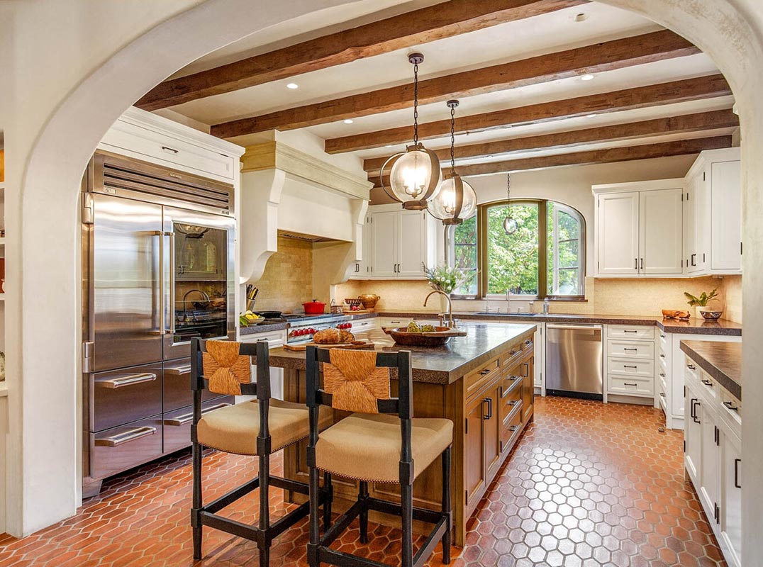 A Vineyard Estate Of Architectural Distinction