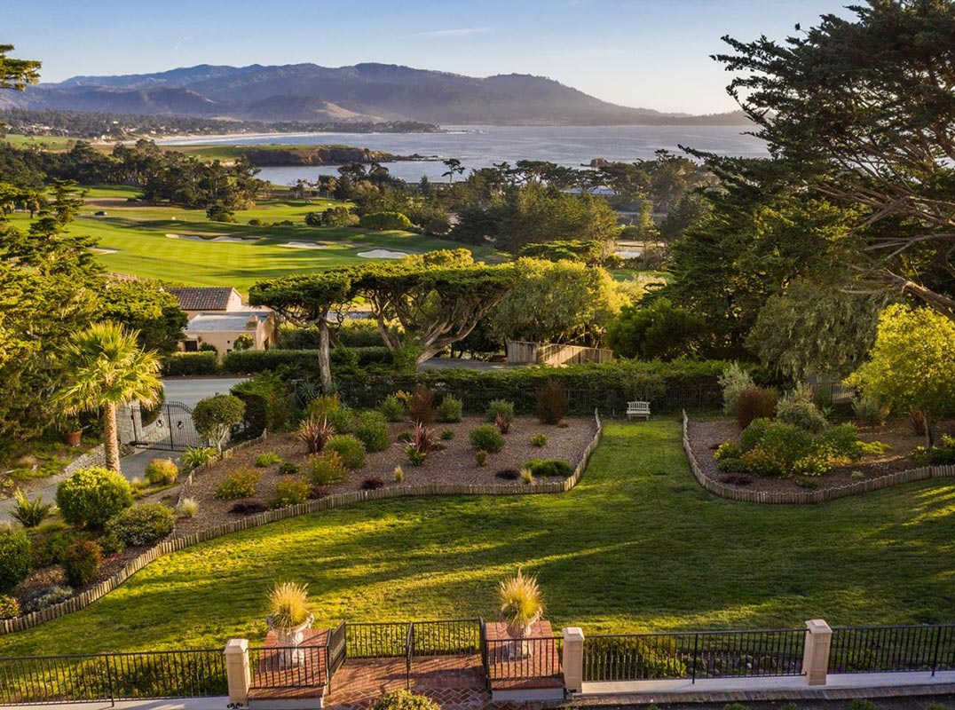 A Rare Jewel On Legendary 17 Mile Drive, Villa Che