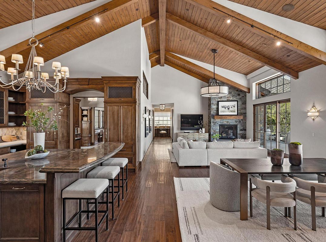 Resort Living On 4+ Acres