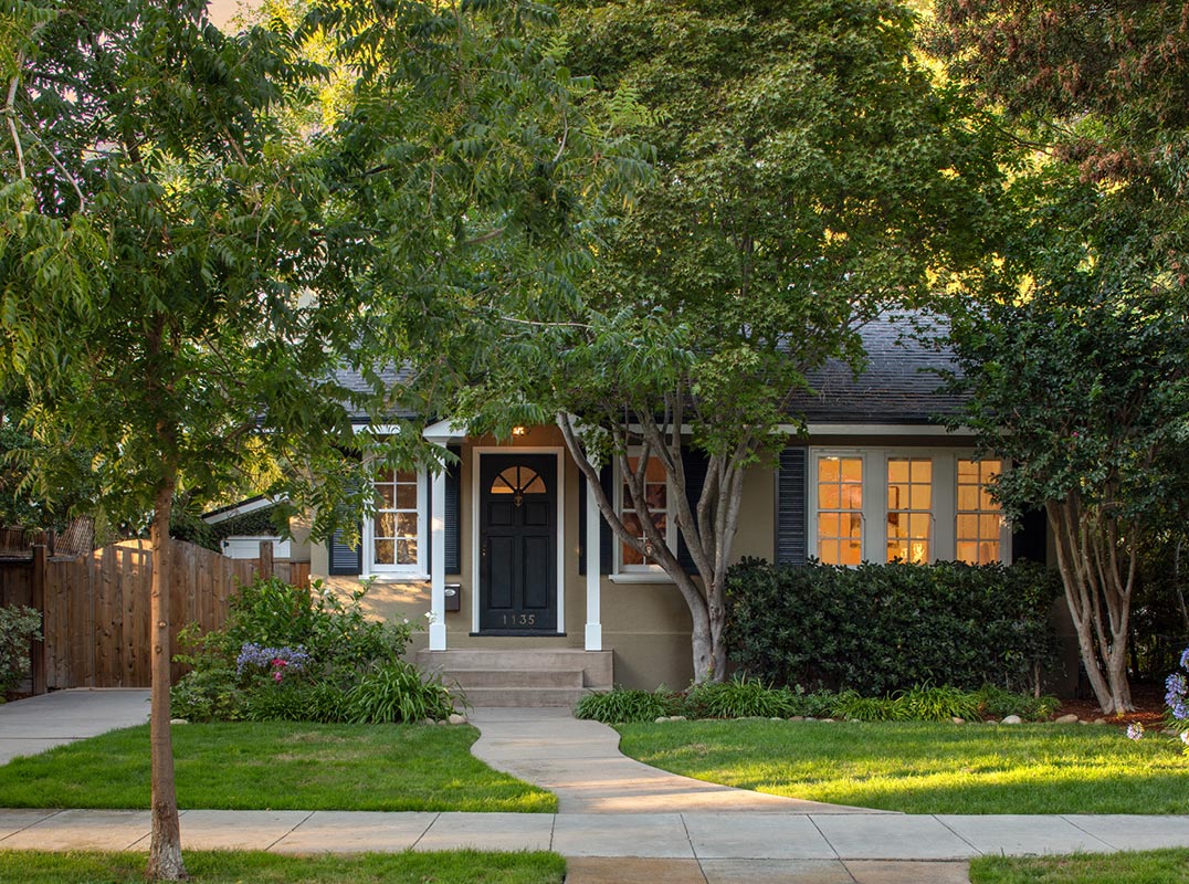 An Extraordinary Palo Alto Compound
