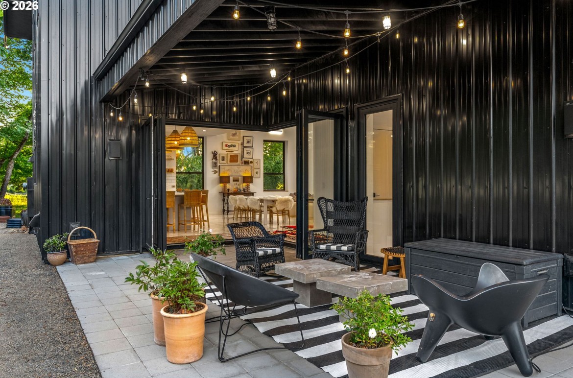 A Modern Sanctuary in the PNW
