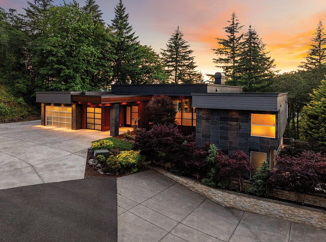 TIMELESS CRAFTSMANSHIP MEETS ELEVATED EVERYDAY LIVING