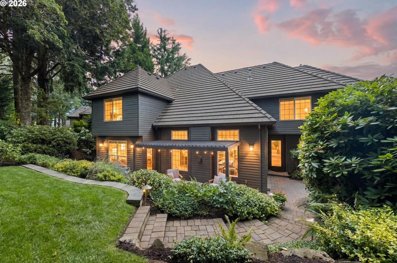 Quiet Cul-de-Sac in Barrington Heights