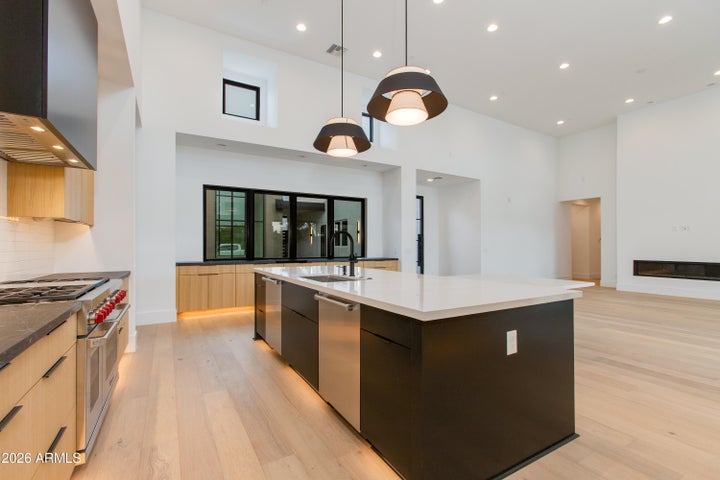 Unlock the advantages of purchasing a brand-new Thomas James Homes residence