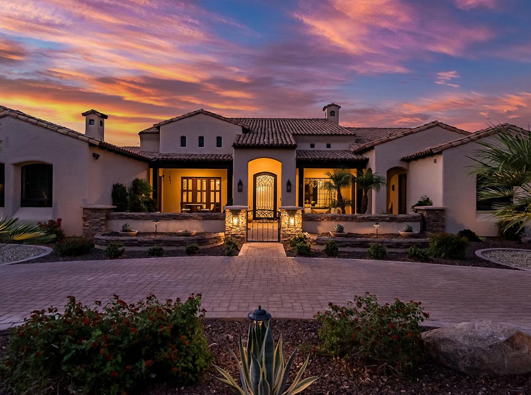 Whitewing Luxury, Elevated