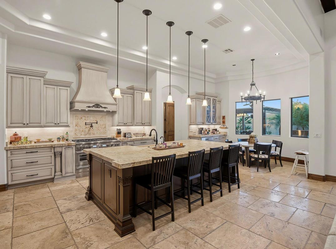 Whitewing Luxury, Elevated
