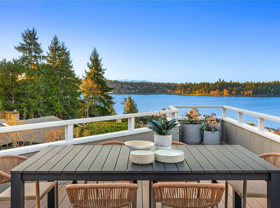 Mercer Island Masterpiece