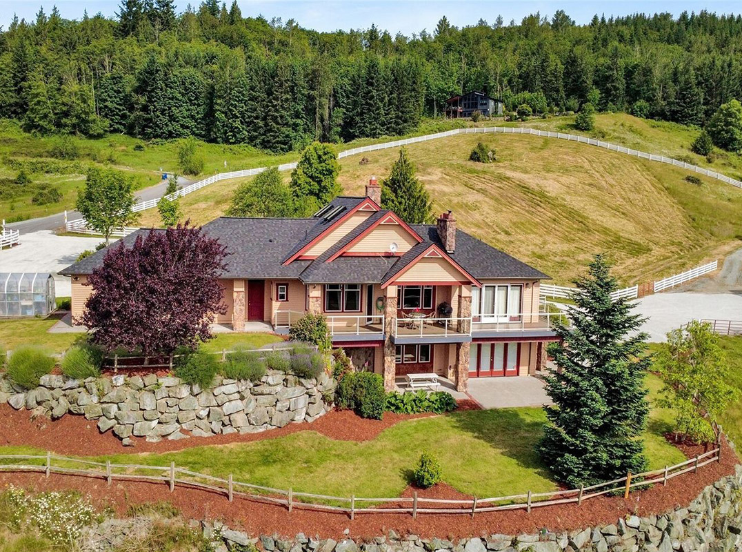 Country Living Without Comprimise