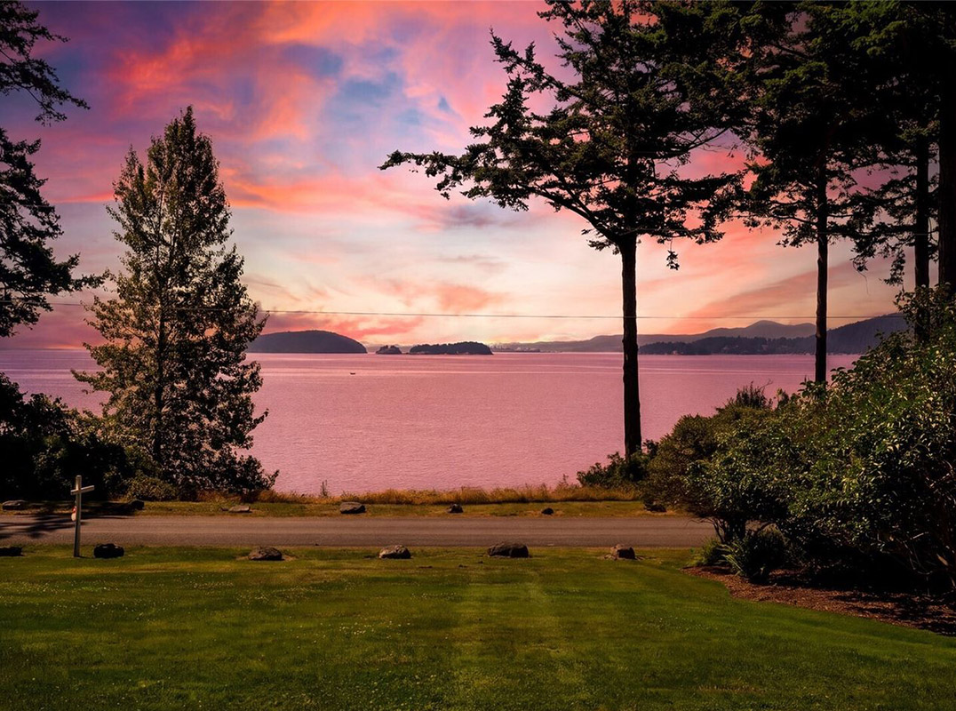 Distinctive Waterfront Estate