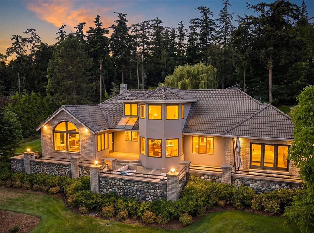 Distinctive Waterfront Estate