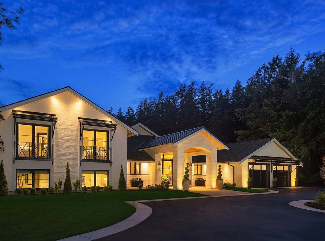 Extraordinary 15-Acre Estate