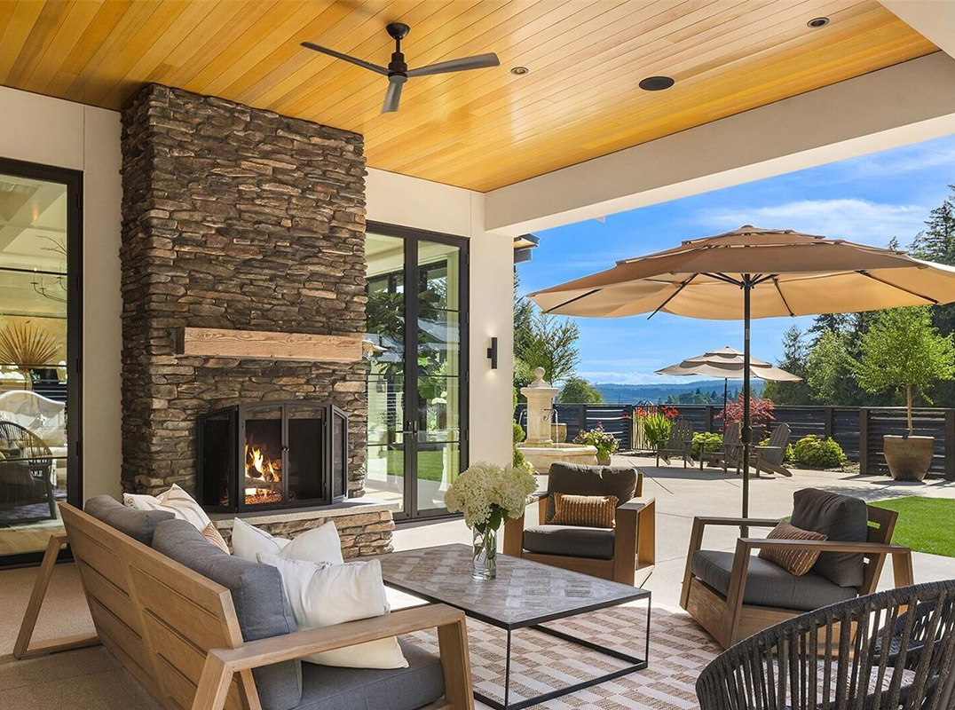 Extraordinary 15-Acre Estate
