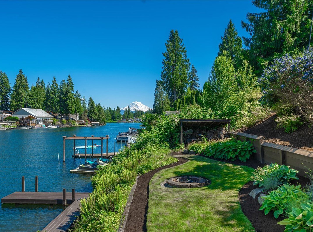 Lake Tapps Waterfront Living