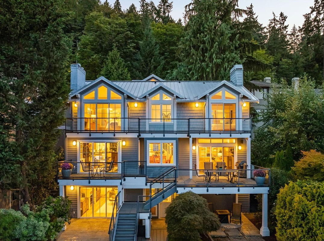 Extraordinary Waterfront Lifestyle