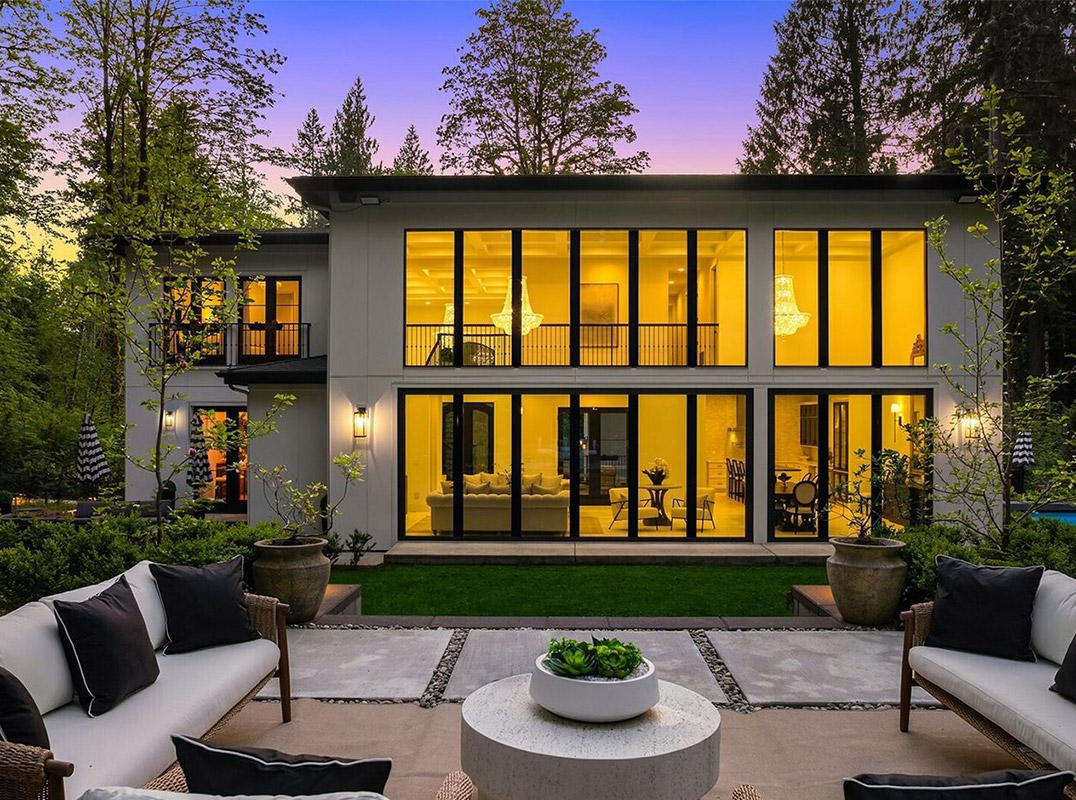 Extraordinary Gated Estate