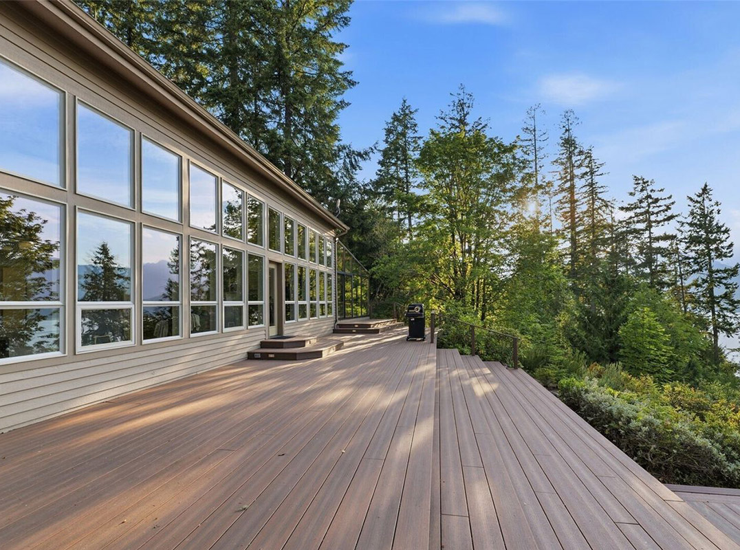 Secluded Seabeck Estate