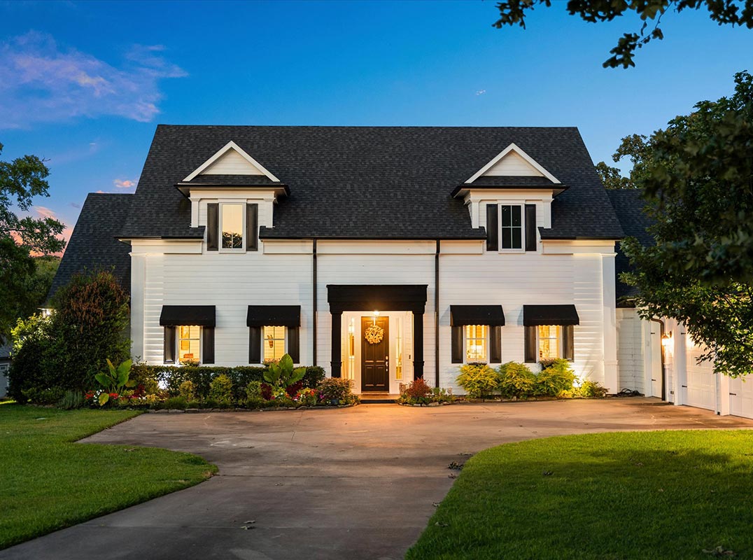 White Oak Branch Of Lake Fork -- Cape Cod Elegance In East Texas