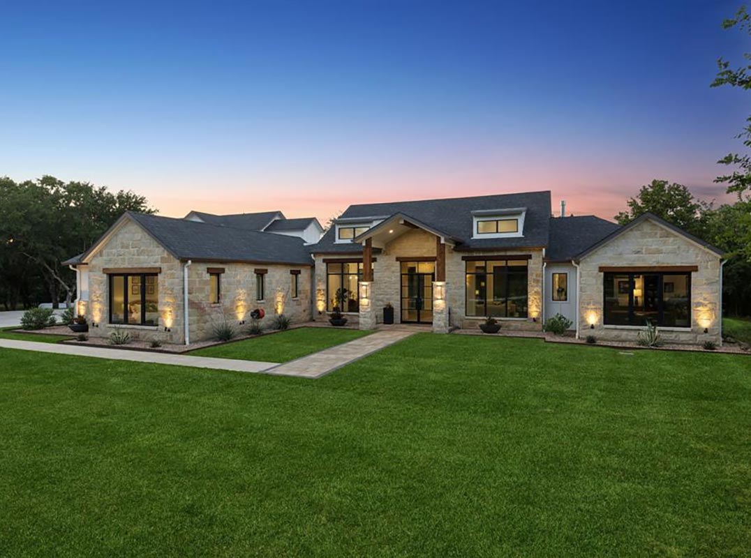 Secluded Five-Acre Estate With Resort-Style Amenities
