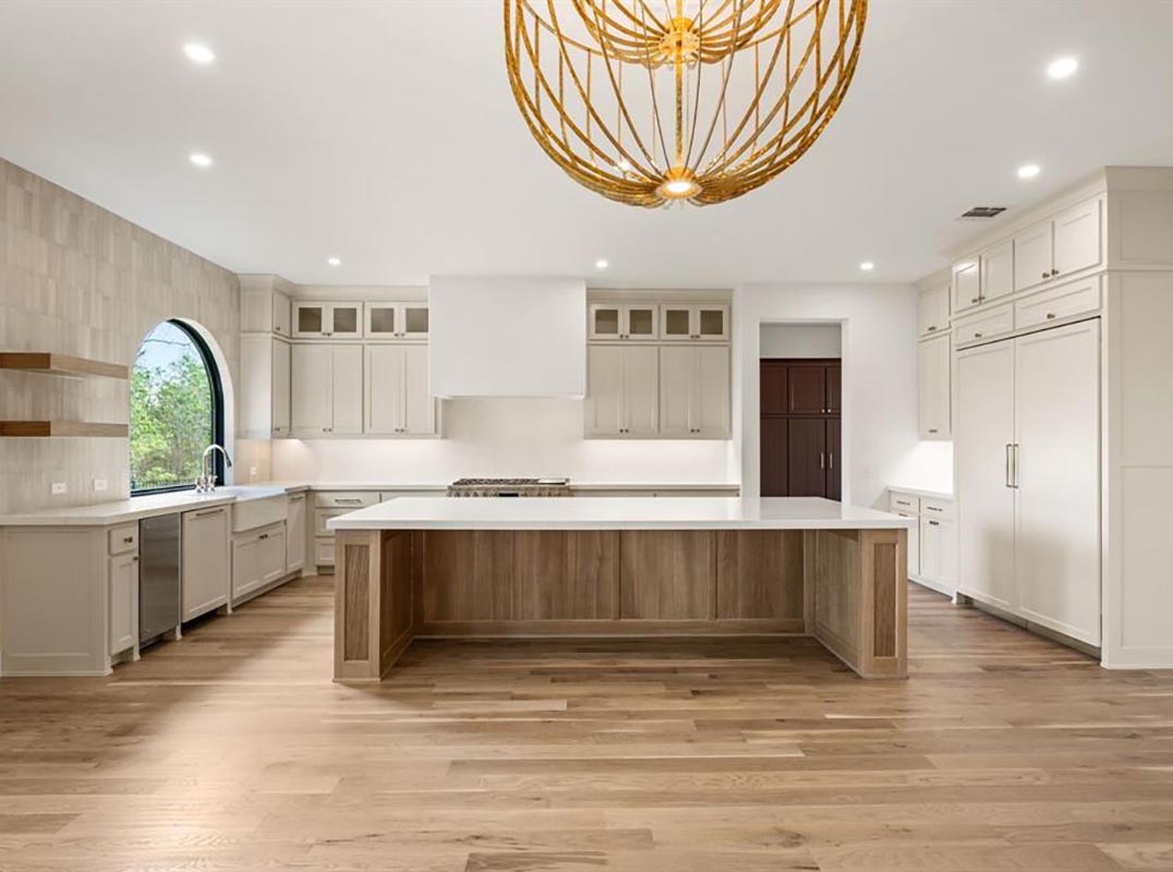 Resort-Style Luxury on Eagle Mountain Lake