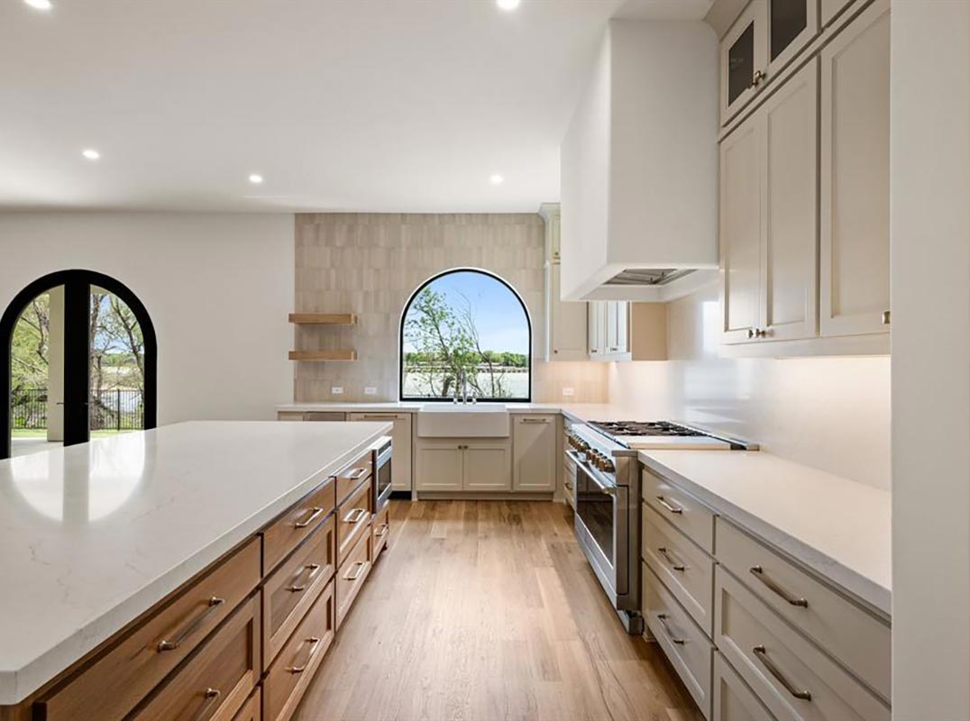 Resort-Style Luxury on Eagle Mountain Lake