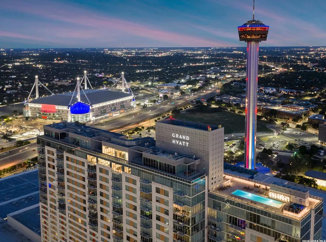 A Distinguished Penthouse Above Downtown San Antonio