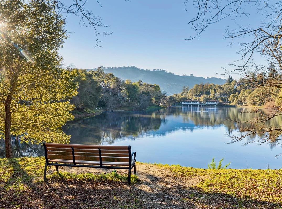 Iconic Lake Cascade Residence