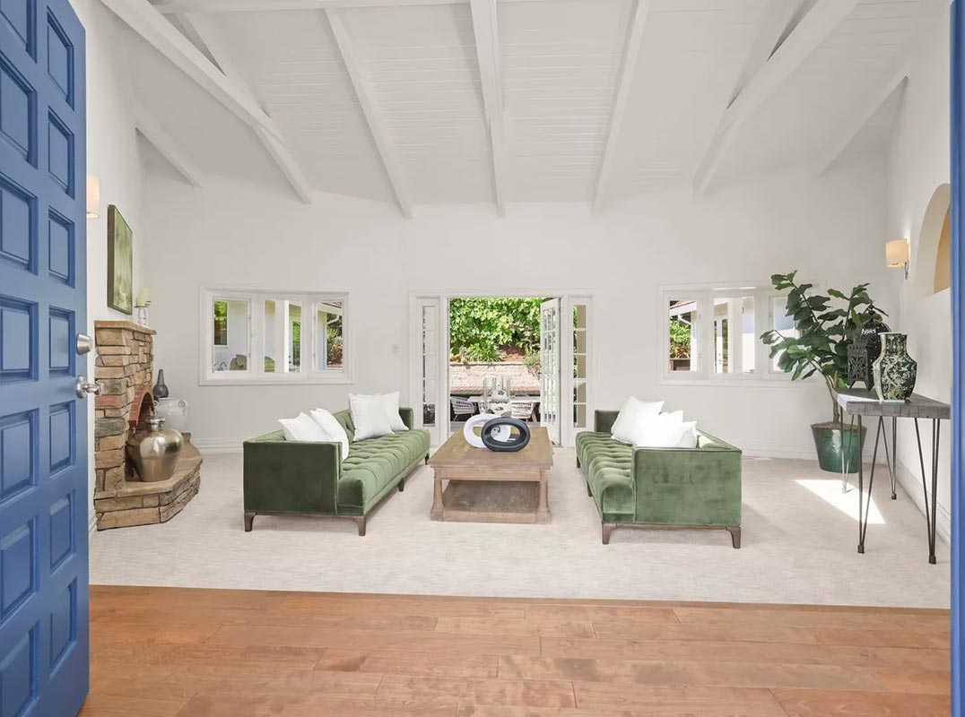 Mediterranean Charm in Coveted Ivy Drive