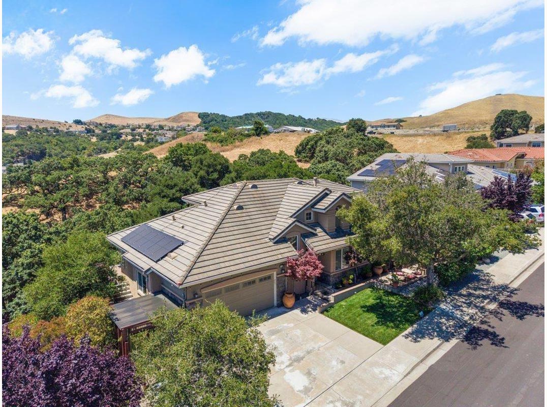 Custom Home on a Spectacular View Lot with Majestic Heritage Oak