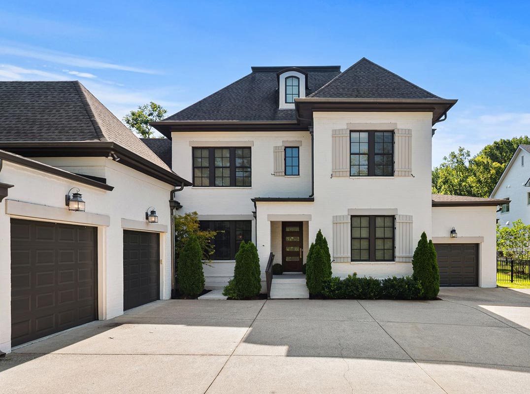 Belle Meade Elegance with Room to Live and Entertain