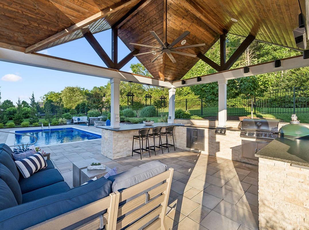 Luxury Living, Elevated in Whistle Stop Farms
