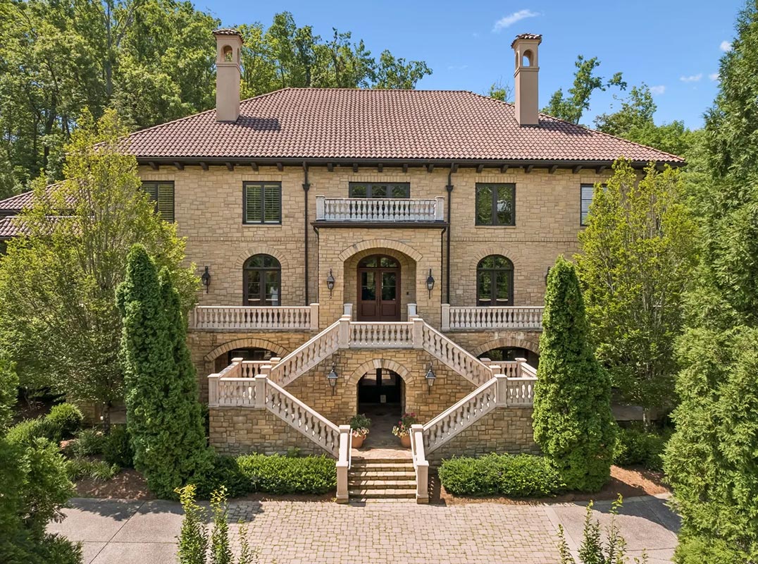 Timeless Tuscan Luxury, Reimagined