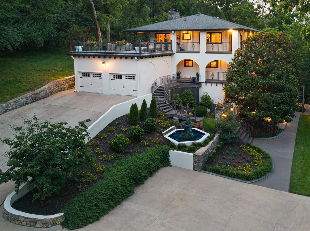 PRIVATE EXCLUSIVE: Forest Hills Estate