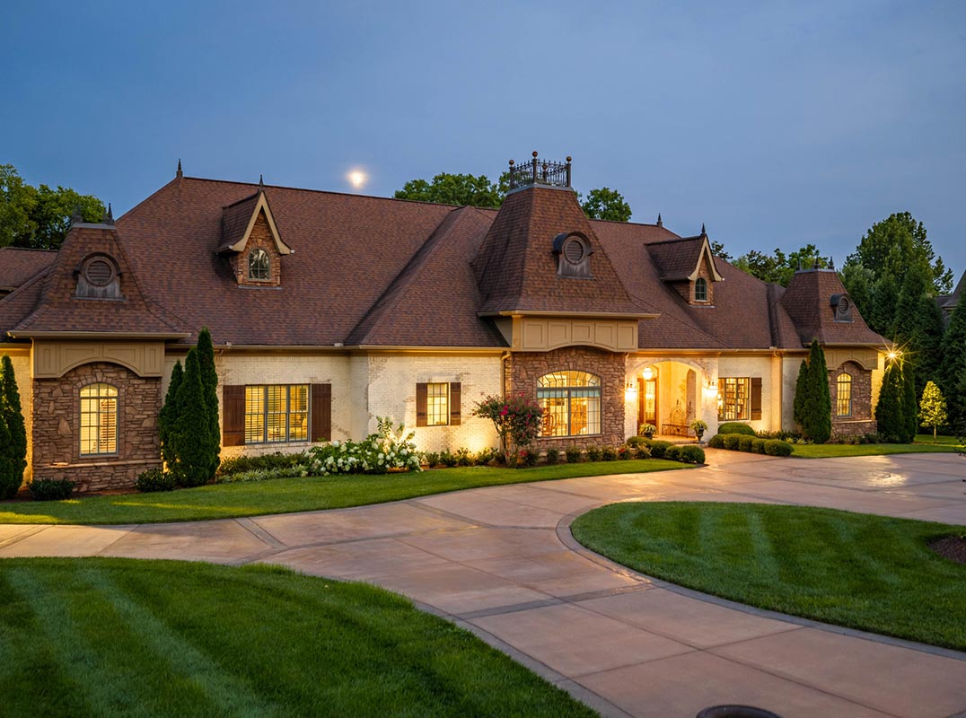 Luxury Home in Brentwood