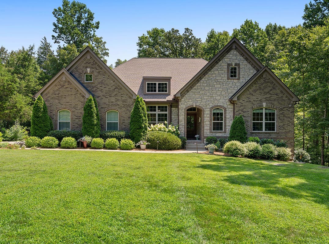 Timeless Country Living On 5 Private Acres